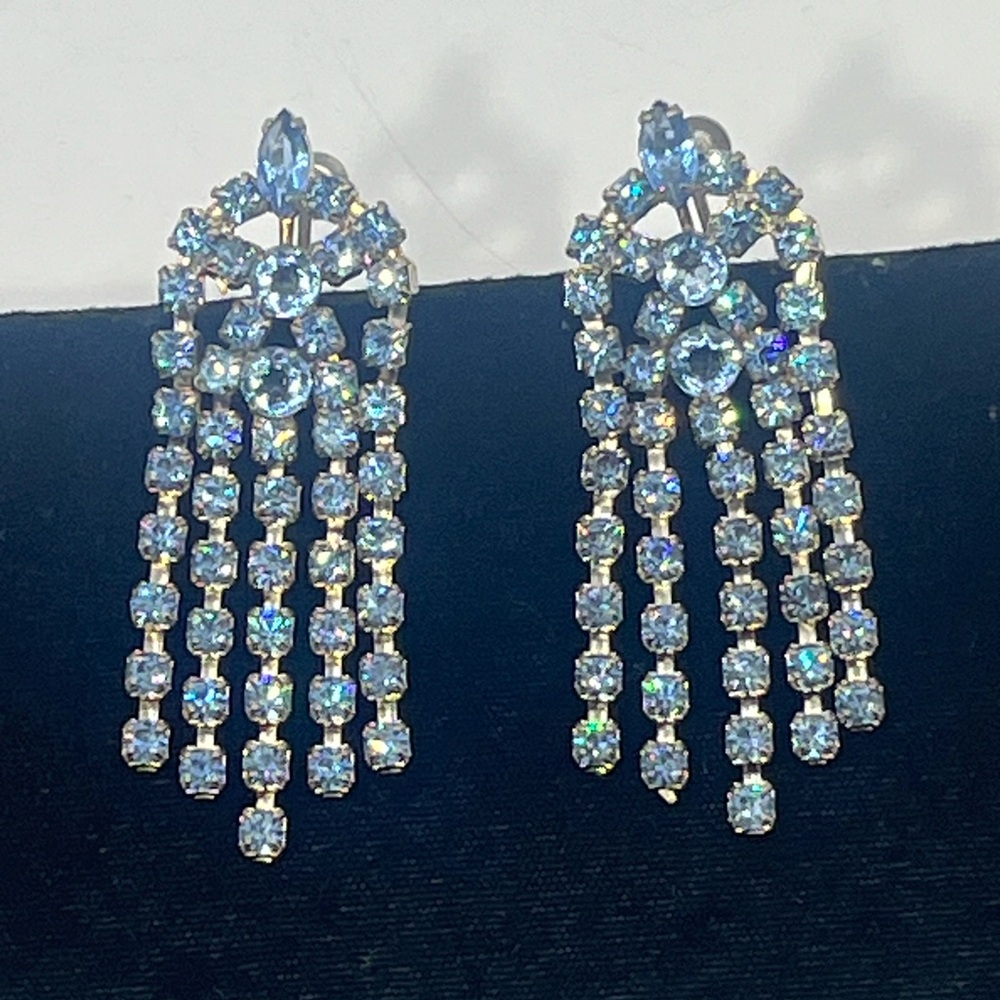 Vintage Blue Rhinestone Crystal Fringe Dangle Drop Earrings Silver Screw Back